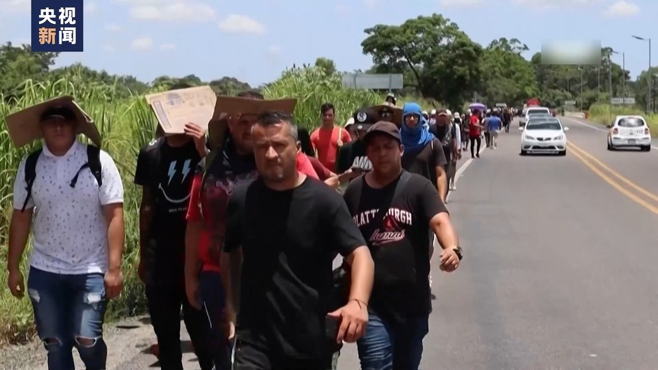 大量非法移民涌入 美国埃尔帕索市濒临崩溃