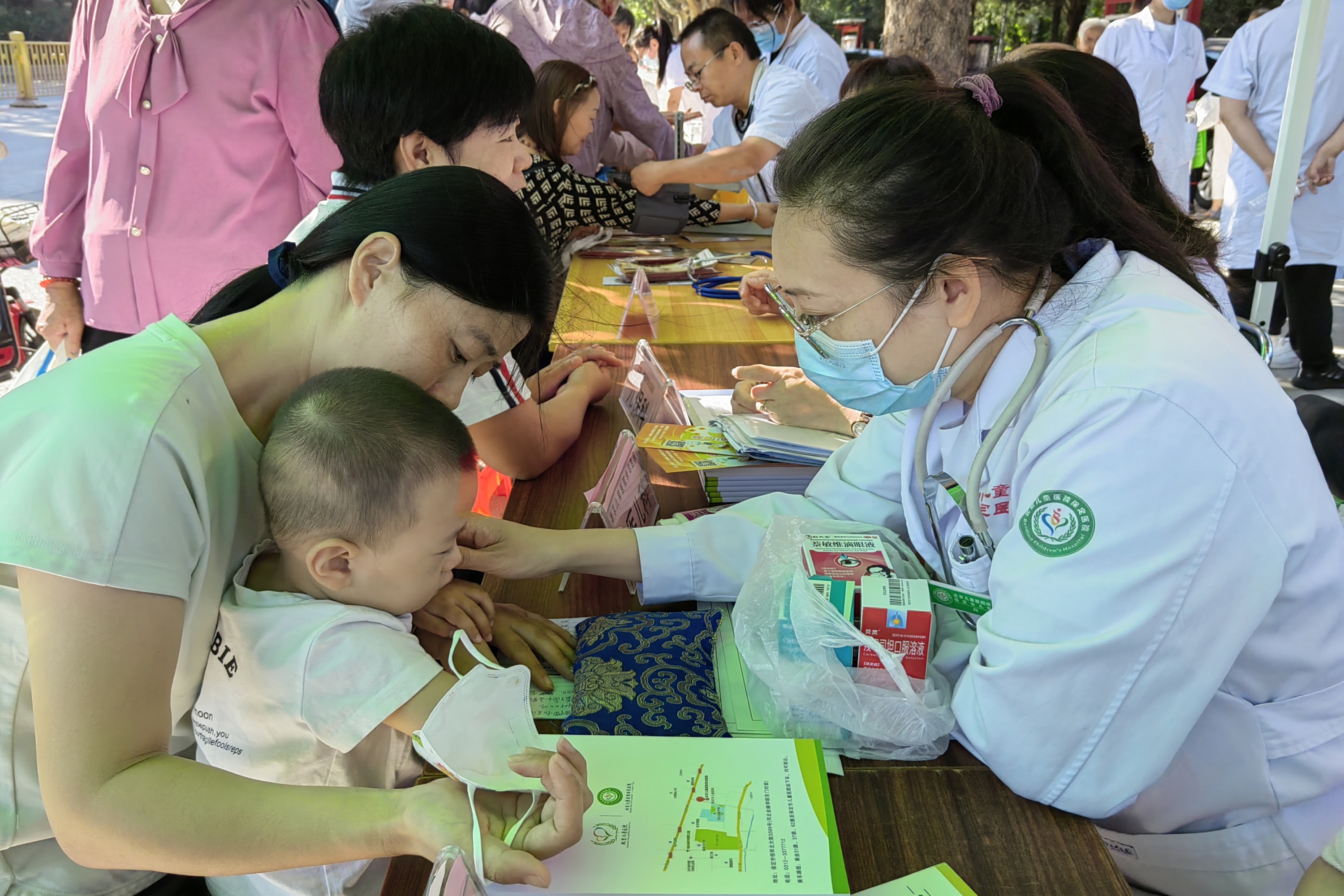 河北定兴：金秋送义诊 惠民暖人心_fororder_002