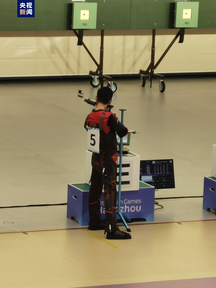 破世界纪录！盛李豪夺得杭州亚运会射击男子10米气步枪金牌
