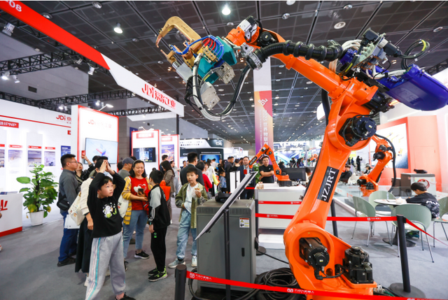 万物互联看无锡！探秘物博会上的“黑科技”