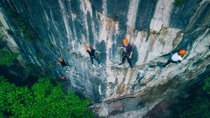 （转载）宜宾大学生文旅推荐员走进“两海”解锁两天一夜新玩法（石海篇）