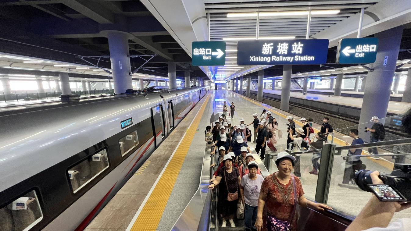 “周末到增城”渐成微度假风尚：广汕高铁正式开通 首个百人旅游团莅临增城体验_fororder_图片3