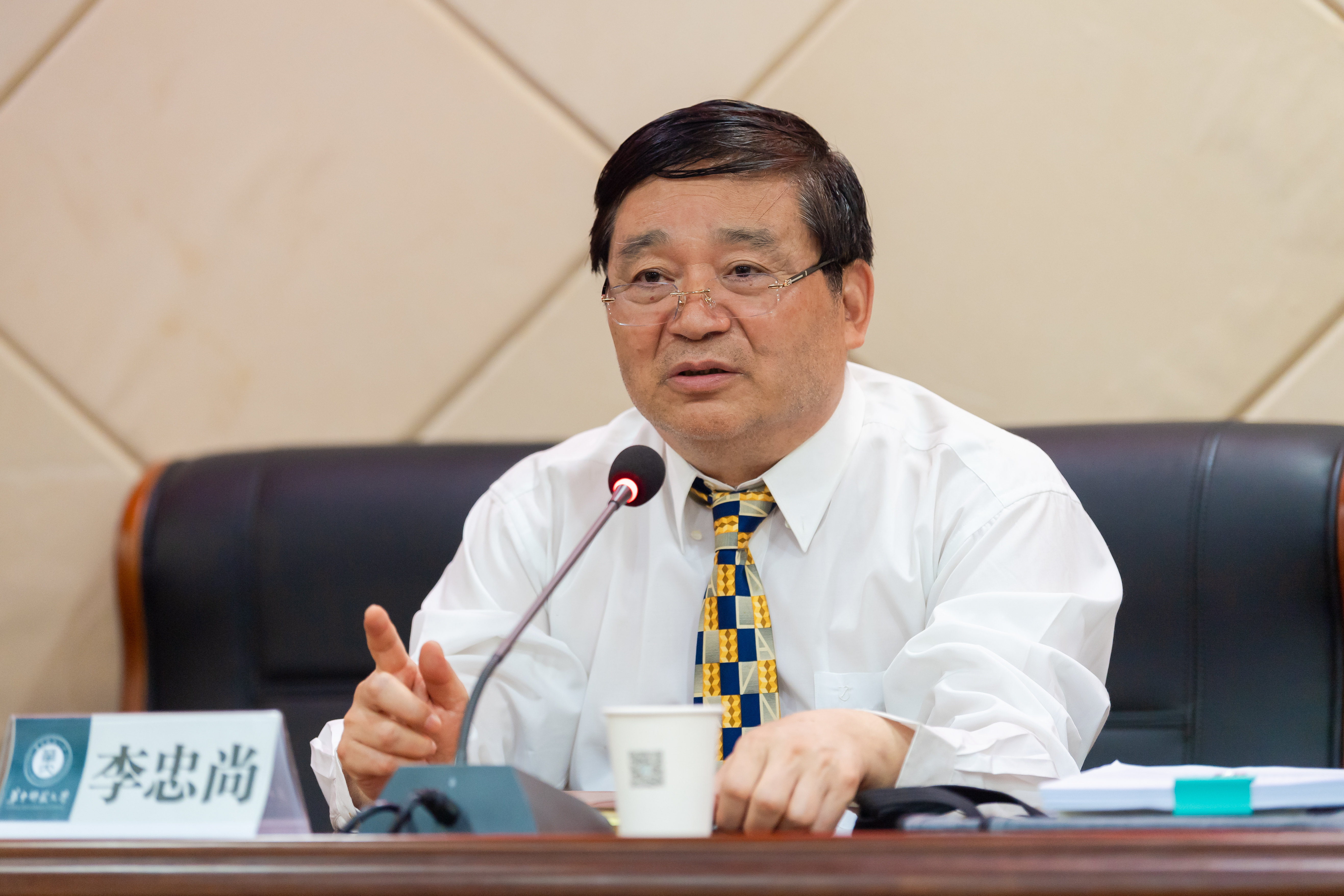 国内首部系统研究“奥地利马克思主义”的专著出版_fororder_WechatIMG75195