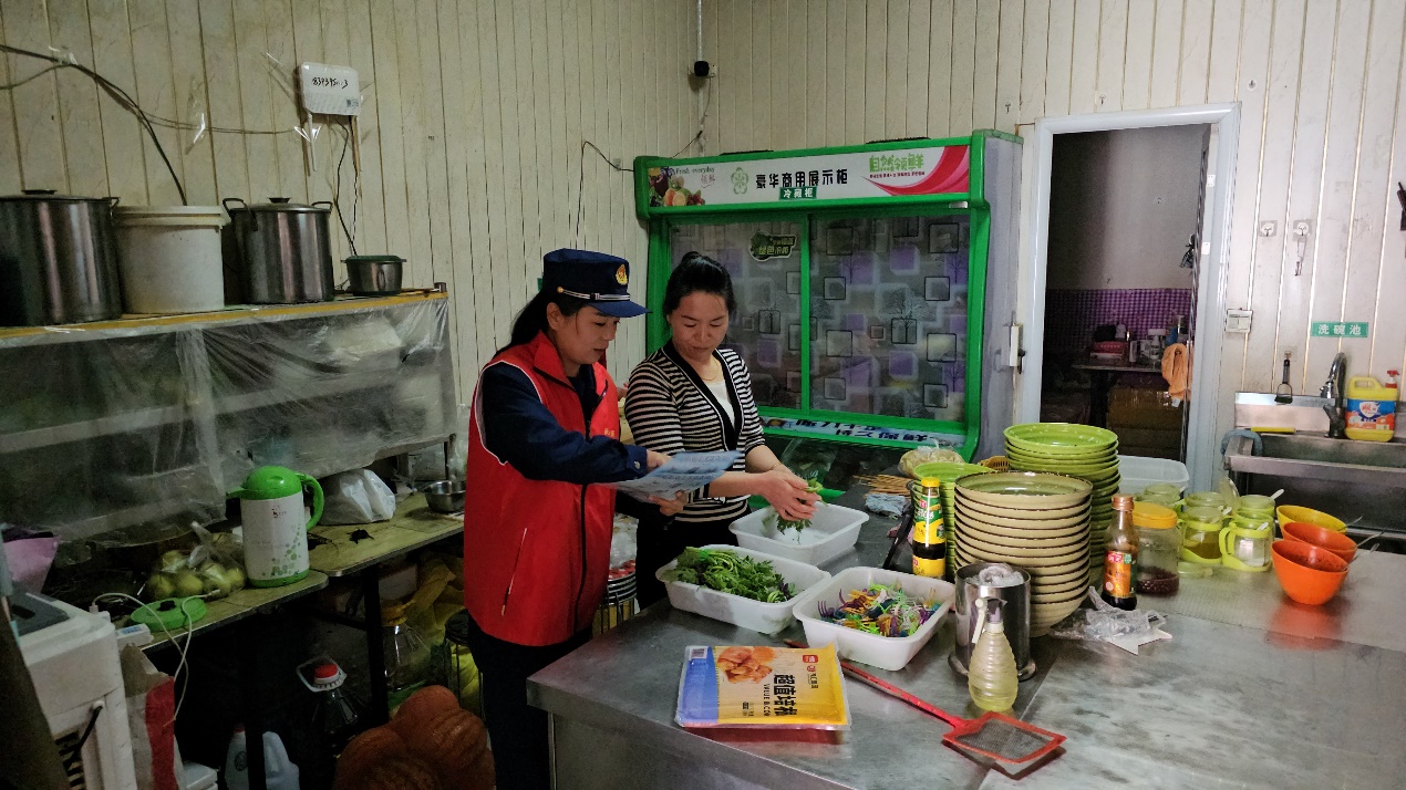 武威民勤：消防救援大隊“女子宣傳隊”走進轄區商市場開展消防安全宣傳活動_fororder_圖片3