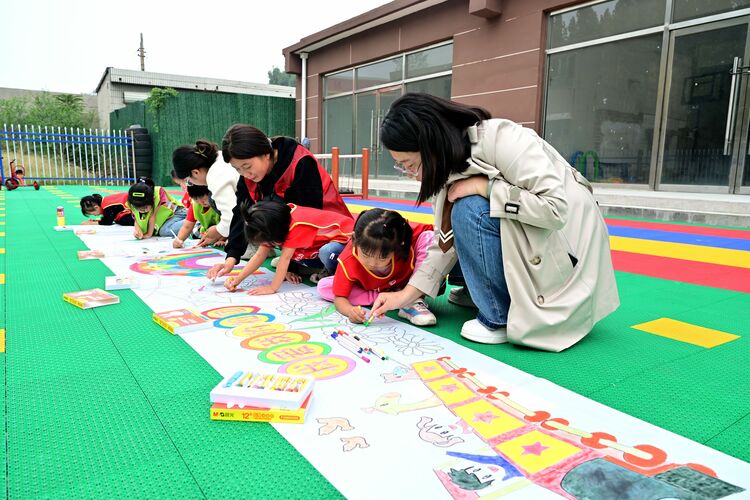 邢台柏乡: 多彩活动迎国庆_fororder_b51e71851e75c178e473184557ca07d