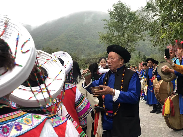 农历八月过新年 尔苏藏族欢度环山鸡节_fororder_尔苏藏族庆祝环山鸡节-供图-石棉县委宣传部