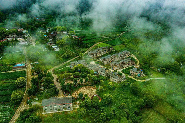 民族团结藏堡秀 雅安市石棉县蟹螺堡子风景秀丽美如画_fororder_江坝村蟹螺堡子美景-供图-石棉县委宣传部