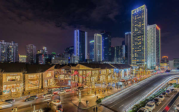 “邊賞燈邊玩夜” 成都這份最美夜景打卡攻略請收藏_fororder_太古裏夜景-供圖-成都市城管委