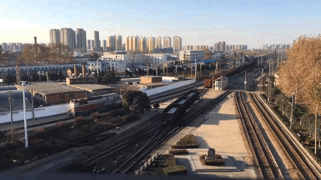 探访中国铁路“心脏” 这里为中欧班列“穿针引线”