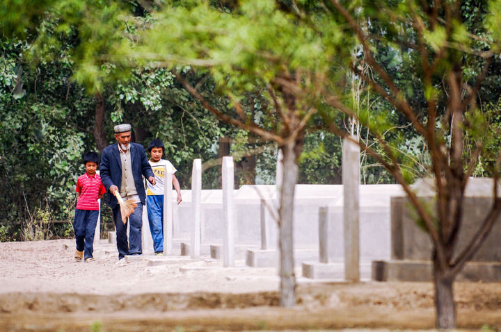 願得此身長報國——寫在第十個烈士紀念日到來之際