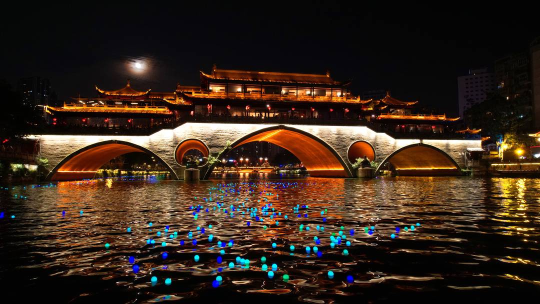 （转载）“天府明珠 不夜锦江” 中秋国庆成都锦江区夜间消费场景吸引力爆棚