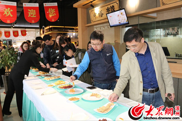 一粒小麦加工成500种产品 中裕循环经济让小麦身价倍增