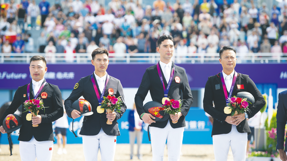 Chinese Equestrian Team Sets Its Record at Asian Games
