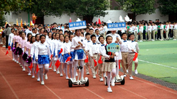 南昌师范附属实验小学红谷滩分校第十一届秋季田径运动会开幕