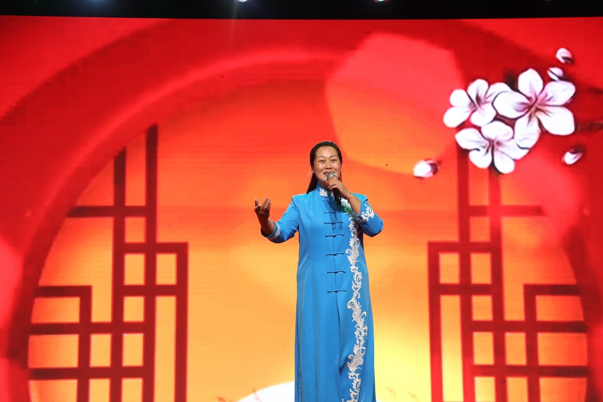 图片默认标题_fororder_河北梆子《山青青水盈盈》 摄影 张丽娟