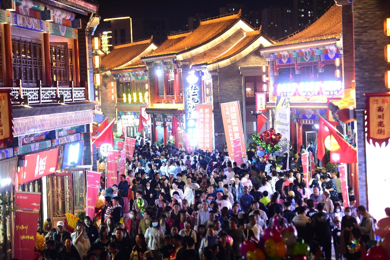 河北沧州：运河“南川老街”受京津游客热捧_fororder_3