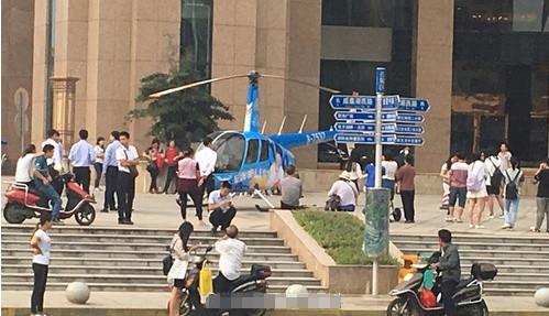 太壕！粉丝承包飞机给王俊凯庆生成本超千万