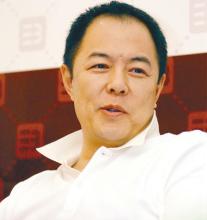 曝张铁林涉嫌暴力夺子 强闯家门半路拦截捂住母子二人嘴鼻果真这么野蛮?