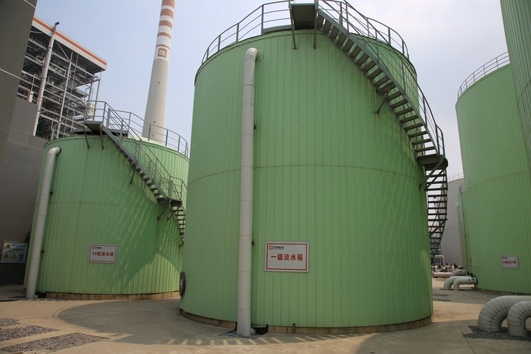 图片默认标题_fororder_深能保定发电厂区一隅 摄影 宋王晗 (2).JPG