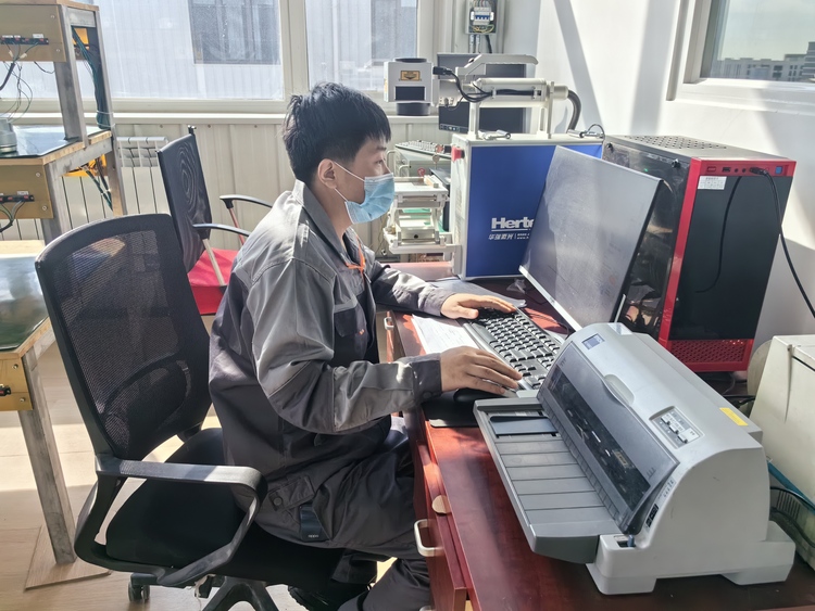 河北定兴：提高“服务力”助推优化营商环境再“升级”_fororder_02