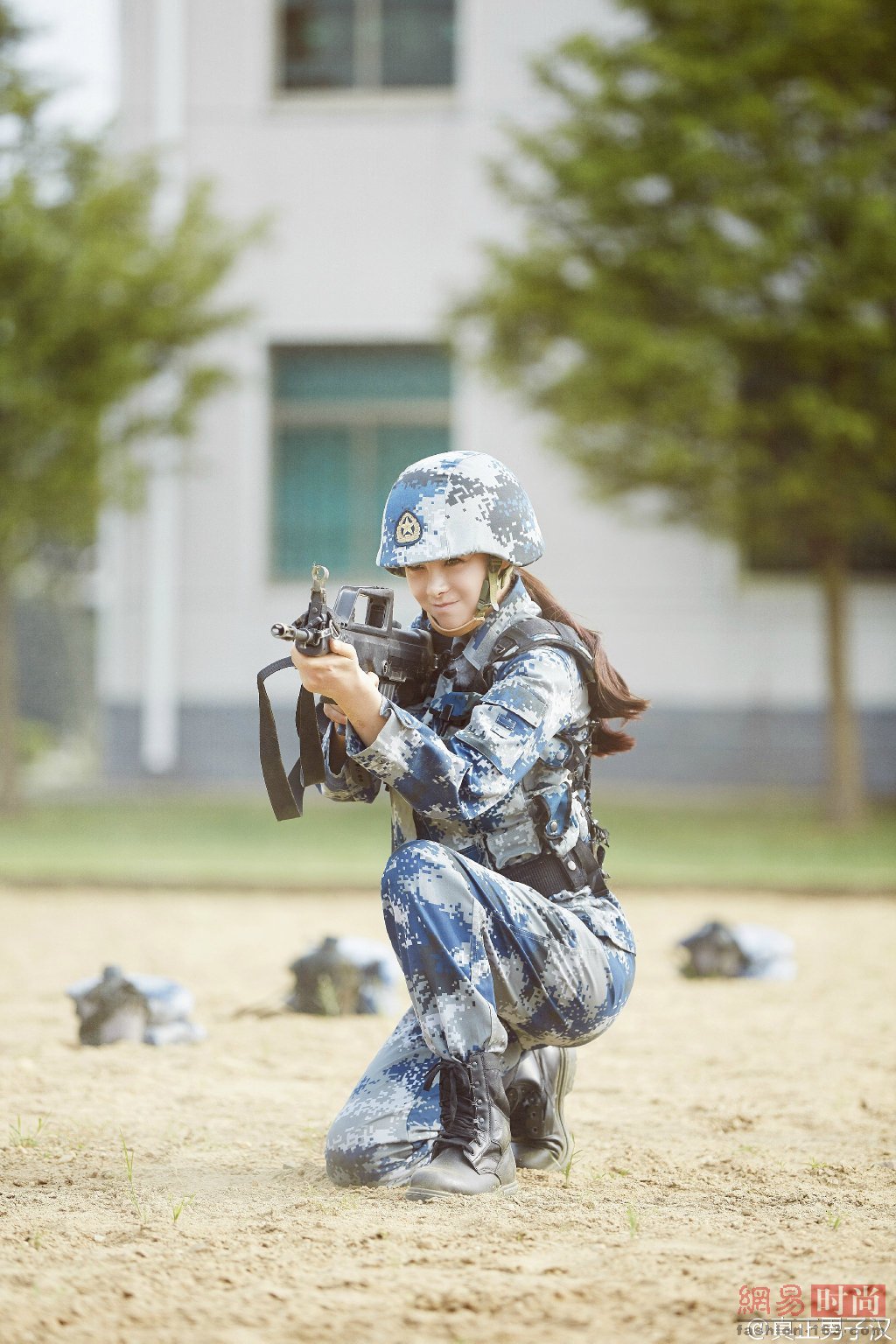 滚动新闻 综艺节目又刮起了一阵军人风~今年的"真男"2加入女兵环节