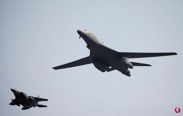 美军两架战略轰炸机再次飞越韩领空 其中一架降首尔以南