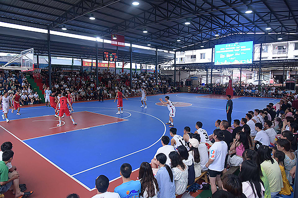 文旅“破圈” 助力眉山洪雅“出圈”_fororder_瓦屋山镇”村BA“-供图-洪雅县委宣传部