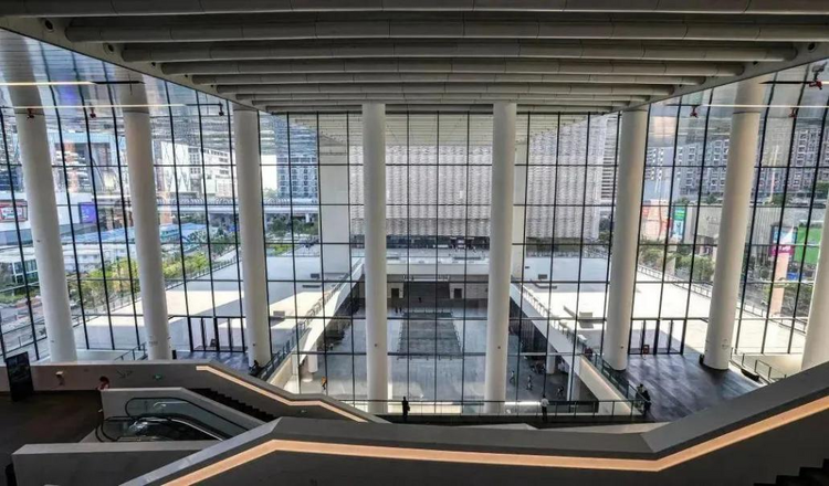 深圳美术馆(新馆)在龙华开馆 每天可预约6000名参观名额-国际在线