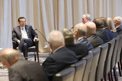 紐約華爾道夫飯店“星光熠熠”:李克強對話美國重量級人物