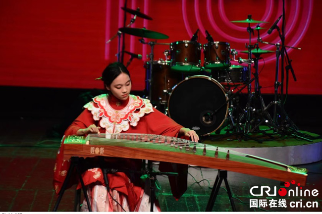 “探索中巴经济走廊沉浸式艺术互动展”在巴基斯坦开幕_fororder_图片6