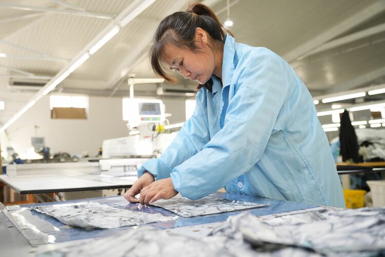 邢臺柏鄉：鄉村製衣微工廠 家門口就業增收忙_fororder_微信圖片_202310160844