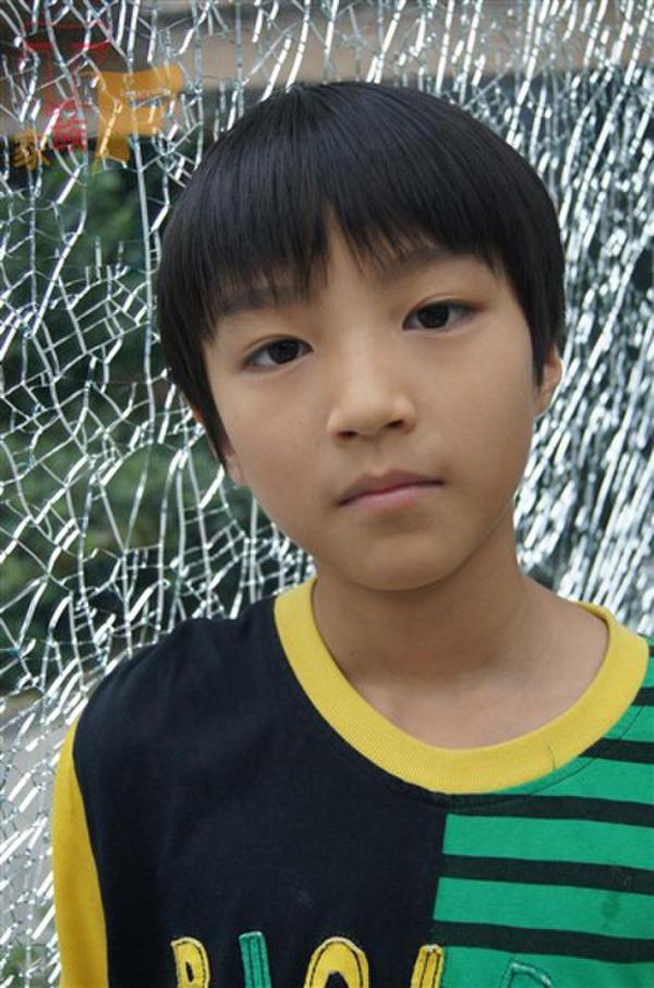 王俊凯12岁照片图片