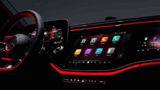 全新奔驰E级标准轴距版中国香港首发_fororder_image017