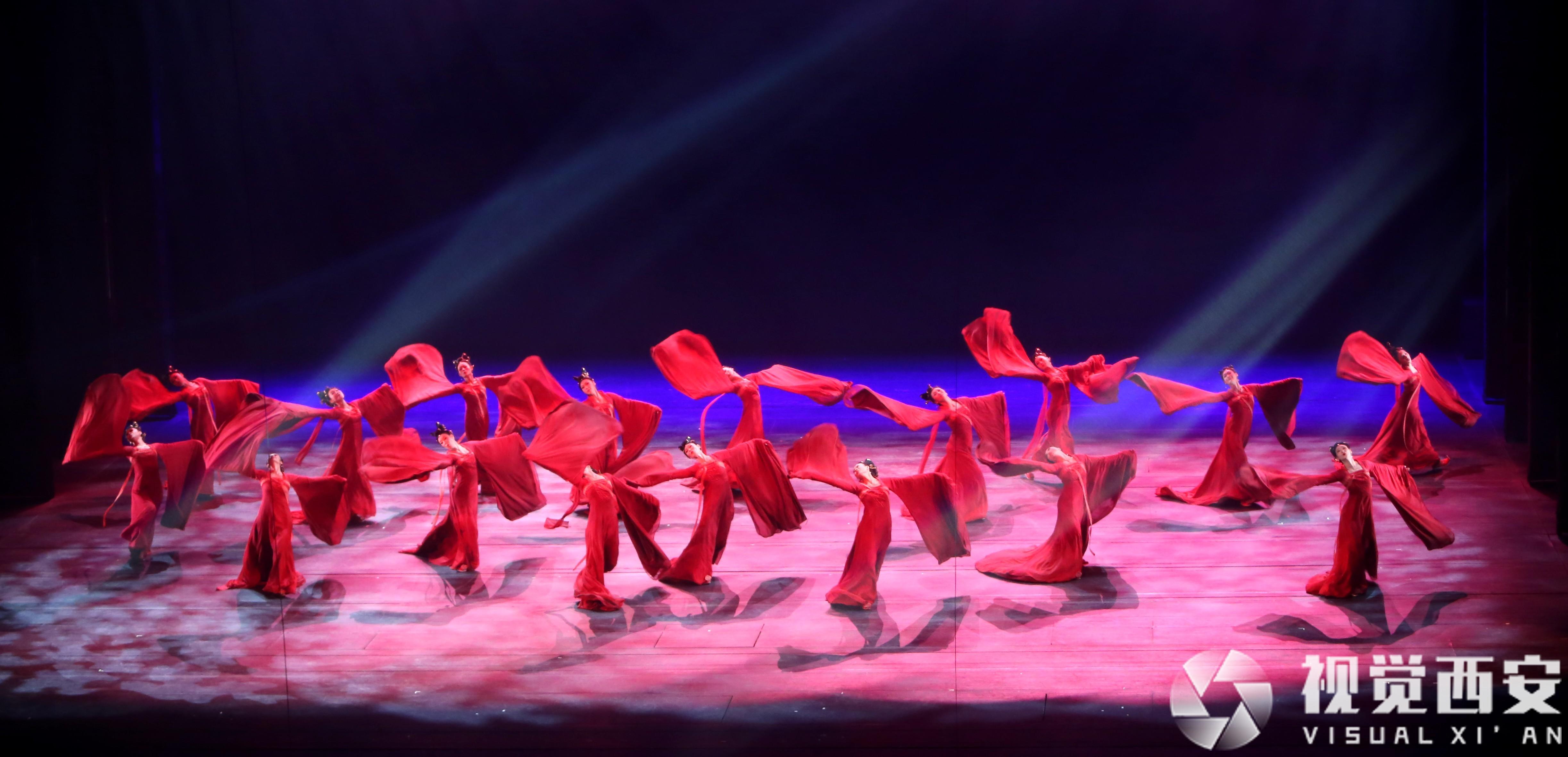 星光熠熠共赏丝路情缘 第九届丝路国际艺术节在西安盛大开幕