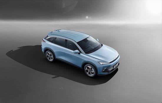 售價9.99萬元 北京汽車魔方青春版上市_fororder_image003