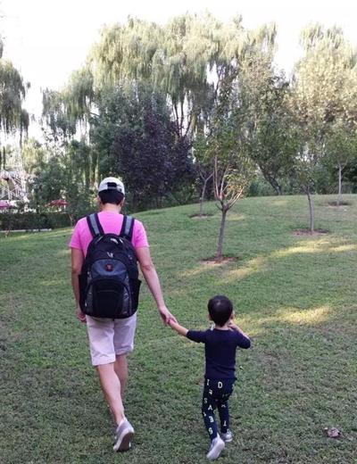 蔡国庆承认已婚？ 加盟《爸爸4》儿子首次曝光