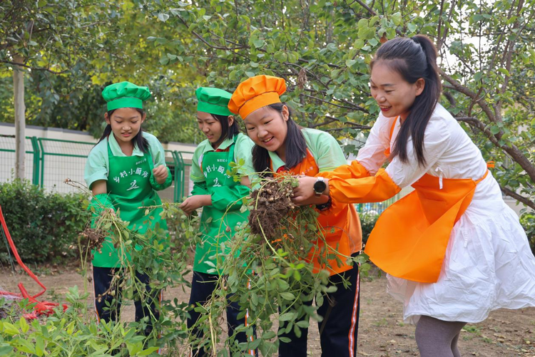 沧州运河区：校园“小厨”点亮多彩劳动课堂_fororder_图片8