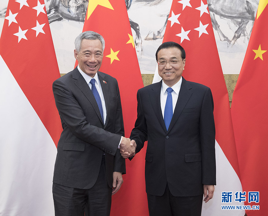 李克強同新加坡總理李顯龍舉行會談