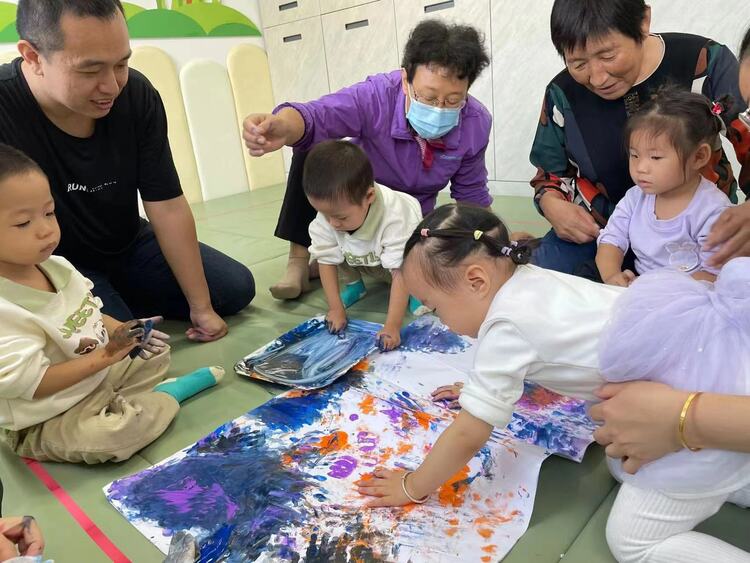 石家庄市新华区：小社助小 打造“社区托育”新模式_fororder_微信图片_20231017155707