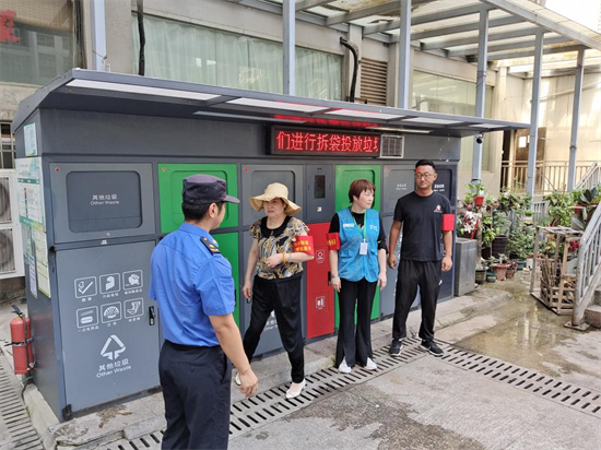 南京建邺沙洲街道发挥物业主体作用多元发力推进垃圾分类_fororder_图片 2