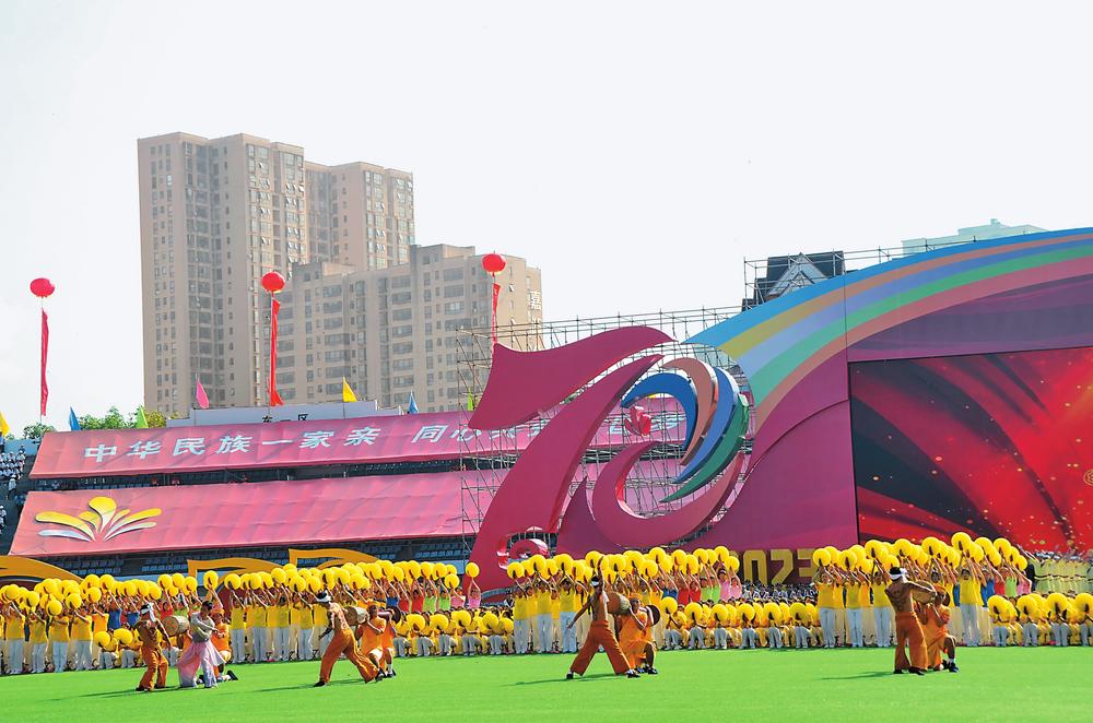 德宏傣族景頗族自治州慶祝成立70週年_fororder_1