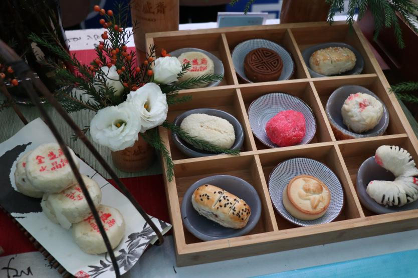 看绝活展演 咥三秦美食 第七届丝博会陕菜美食文化节精彩不断_fororder_图片7