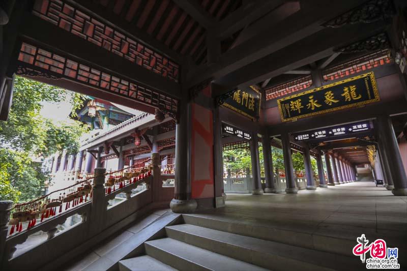 去峨眉，感受独一无二且极具禅意魅力的春天