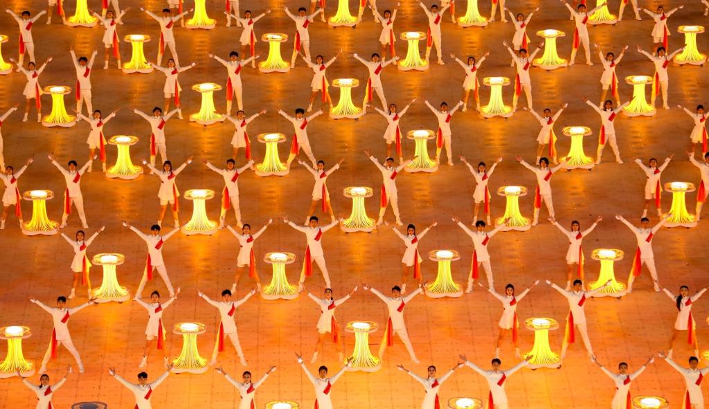 追光 | 一朵花一段情!開幕式上的這些表演有深意