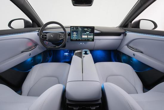 廣州車展現家車天花板?極狐汽車阿爾法T5全球首秀引圍觀_fororder_image008