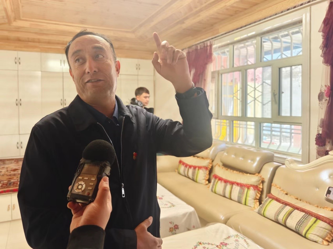 天津援疆：一条温暖路 点亮策勒乡_fororder_图片3