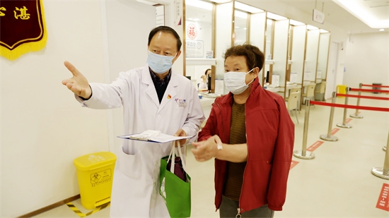 濃濃敬老情 重陽公益體檢托起幸福“夕陽紅”_fororder_圖4