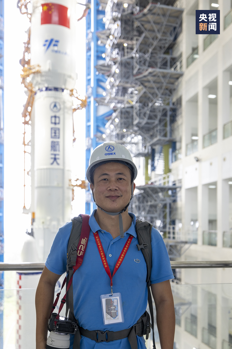 火箭尾焰“拉面”太惊艳！摄影师揭秘→