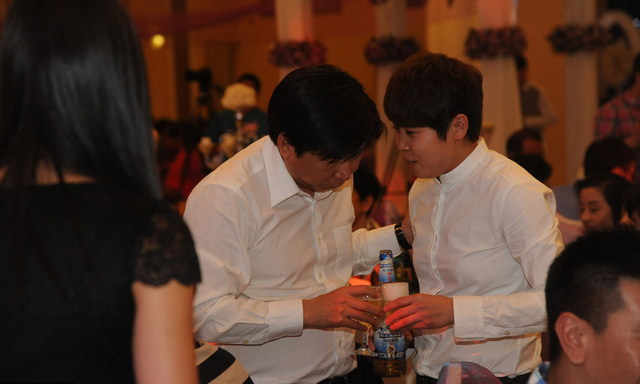 王濛创业亏损千万 频上综艺节目疯狂捞金 王濛创业亏损千万 频上综艺节目疯狂捞金