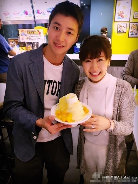 福原爱深夜撒糖虐汪 晒与老公合照笑眼弯成月牙_娱乐_腾讯网